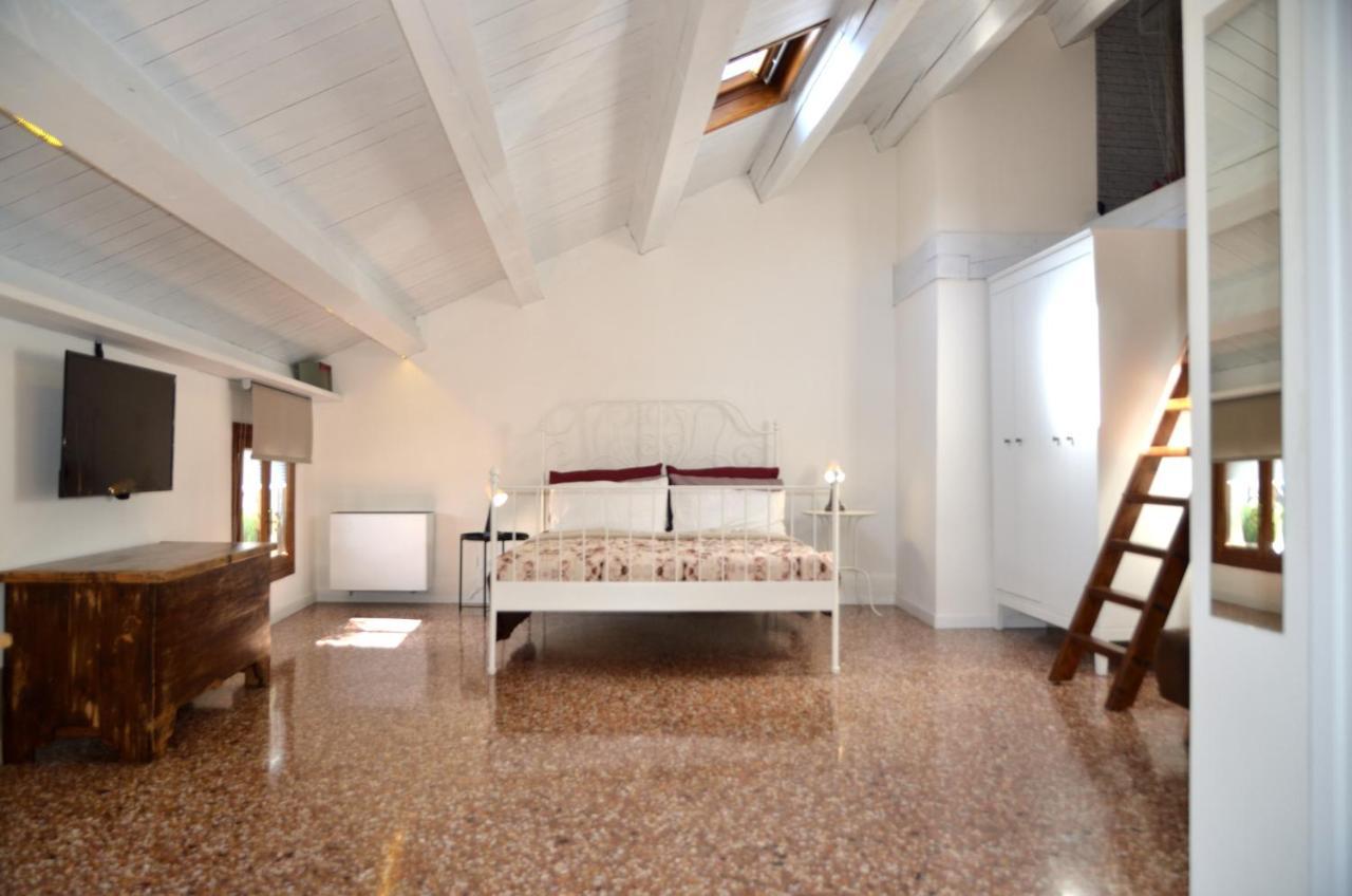 Olly Home Luxury Loft Noale Ngoại thất bức ảnh