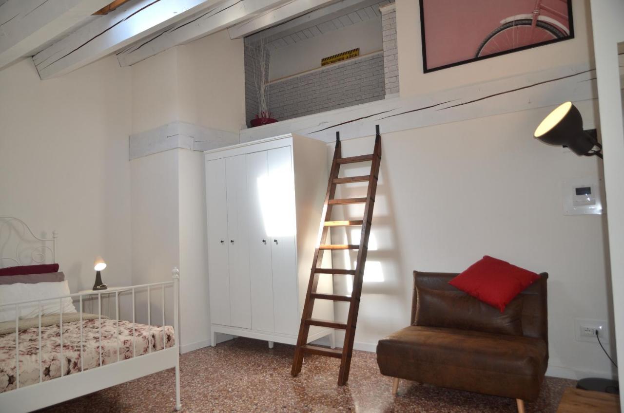 Olly Home Luxury Loft Noale Ngoại thất bức ảnh